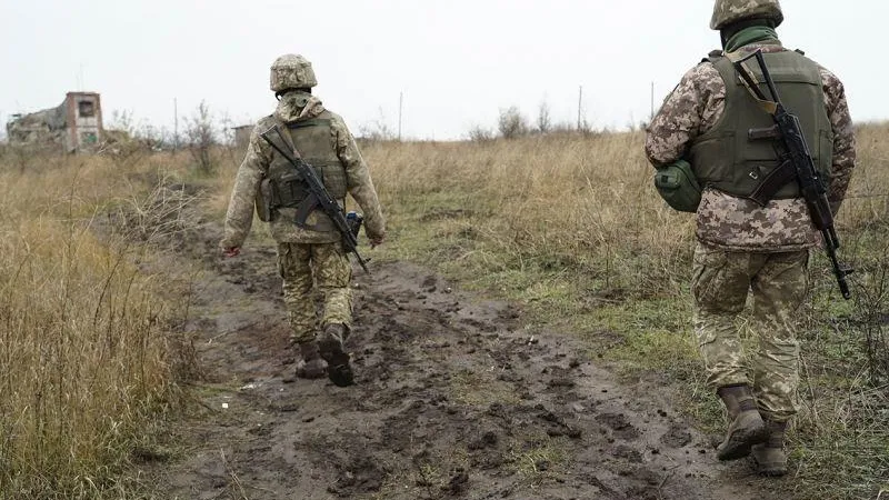Evgeniy Maloletka/AP