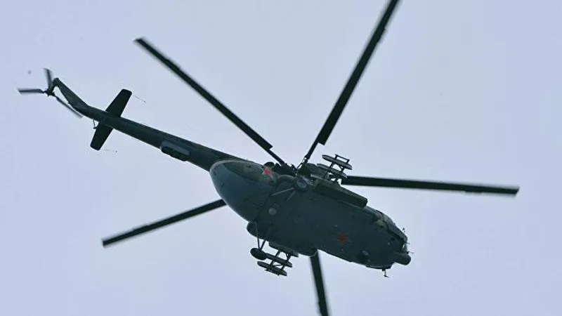 На месте крушения вертолета Ми-8 найдены тела трех погибших