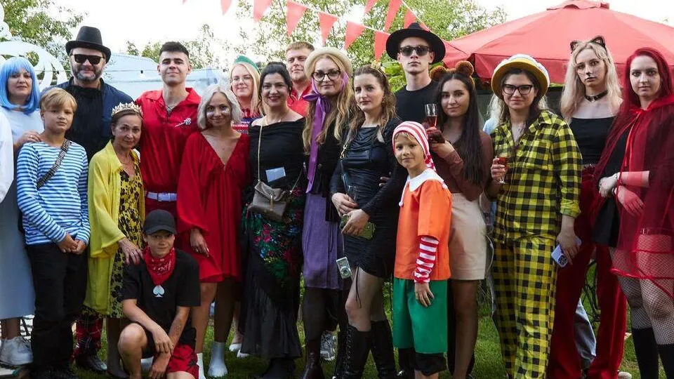 Фото: депутаты Леонид и Алена