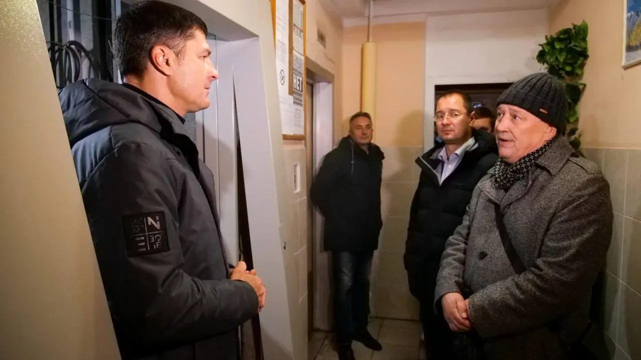 В подмосковных Люберцах эффективно работает программа замены лифтов