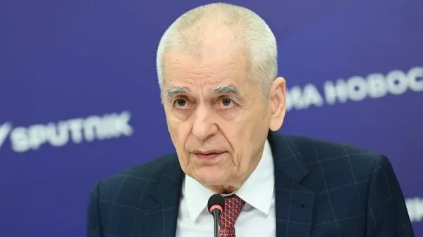 Академик Онищенко прокомментировал закон, запрещающий смену пола в России