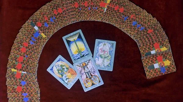 Экстрасенс Харрис назвал фамилии людей, которым нельзя иметь детей