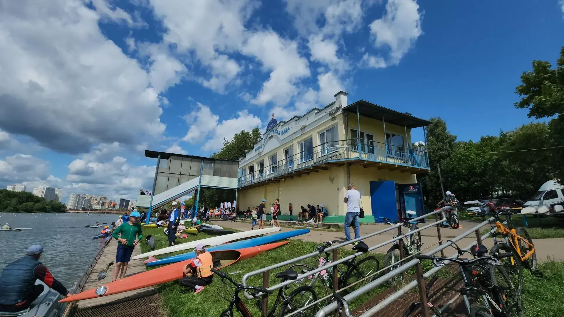 Состязания по гребле на байдарках и каноэ прошли в Городском округе Пушкинский
