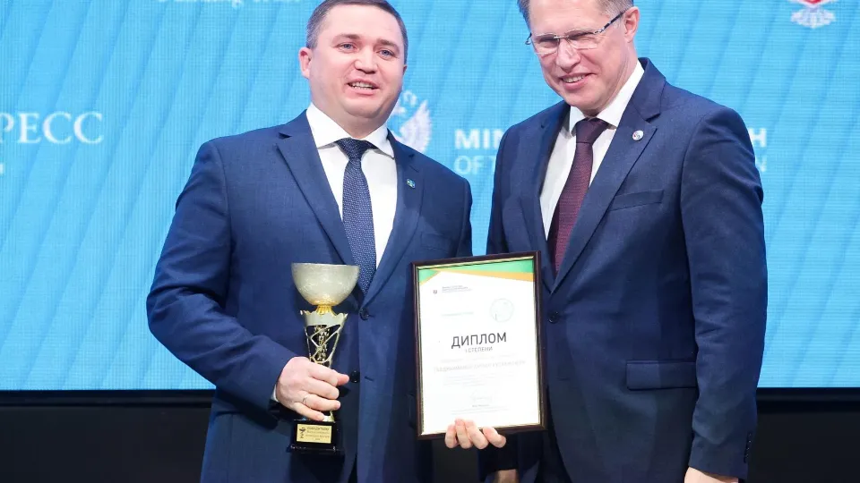 Динар Габдрахманов и министр здравоохранения РФ Михаил Мурашко. Фото: личный архив Динара Габдрахманова