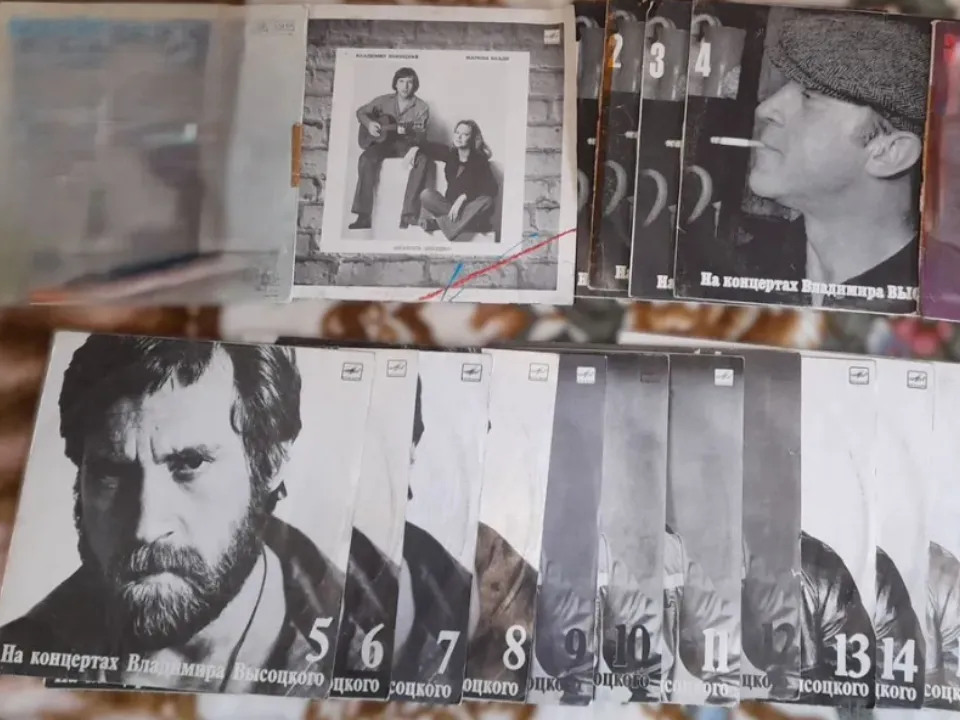 Фото: городская доска объявлений