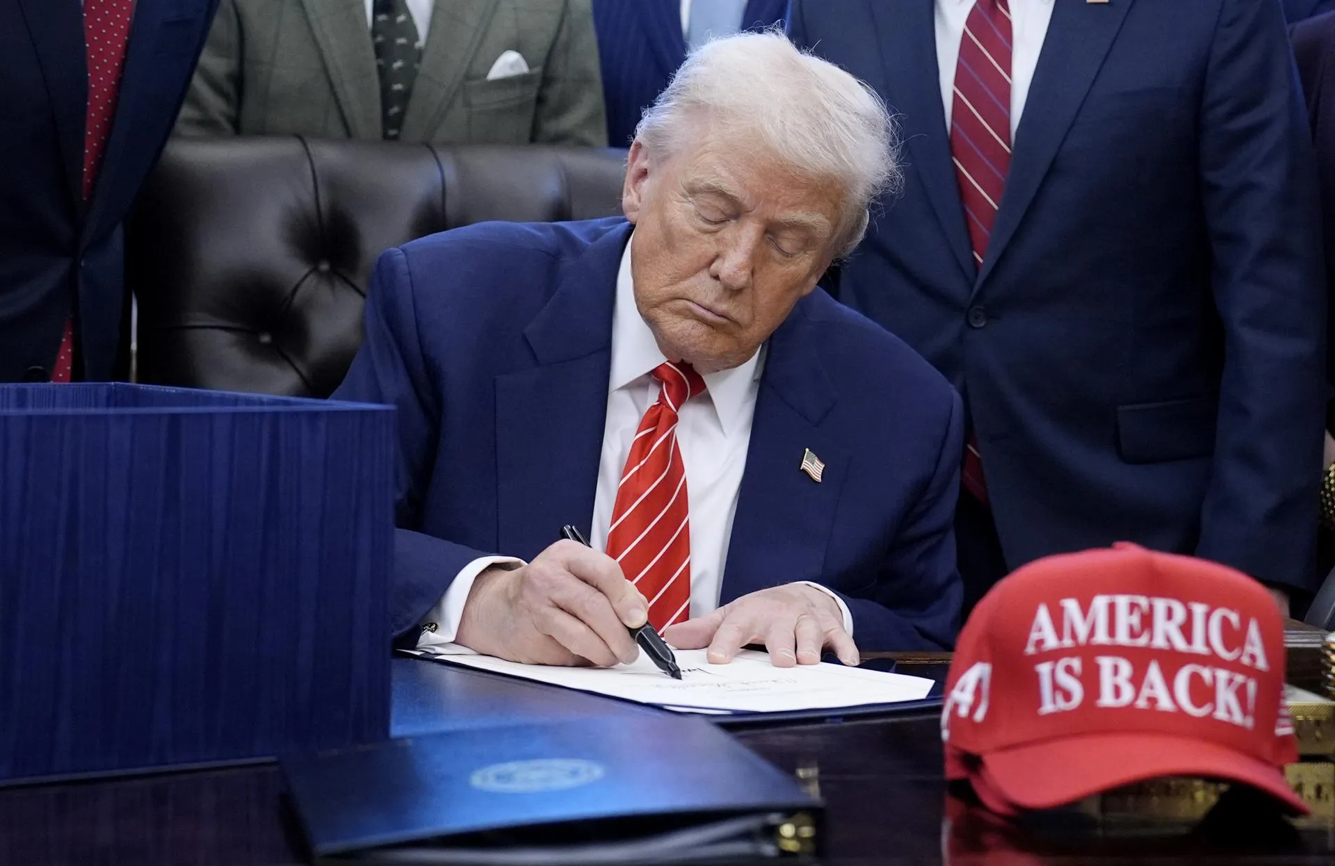 Yuri Gripas — Pool via CNP/Keystone Press Agency