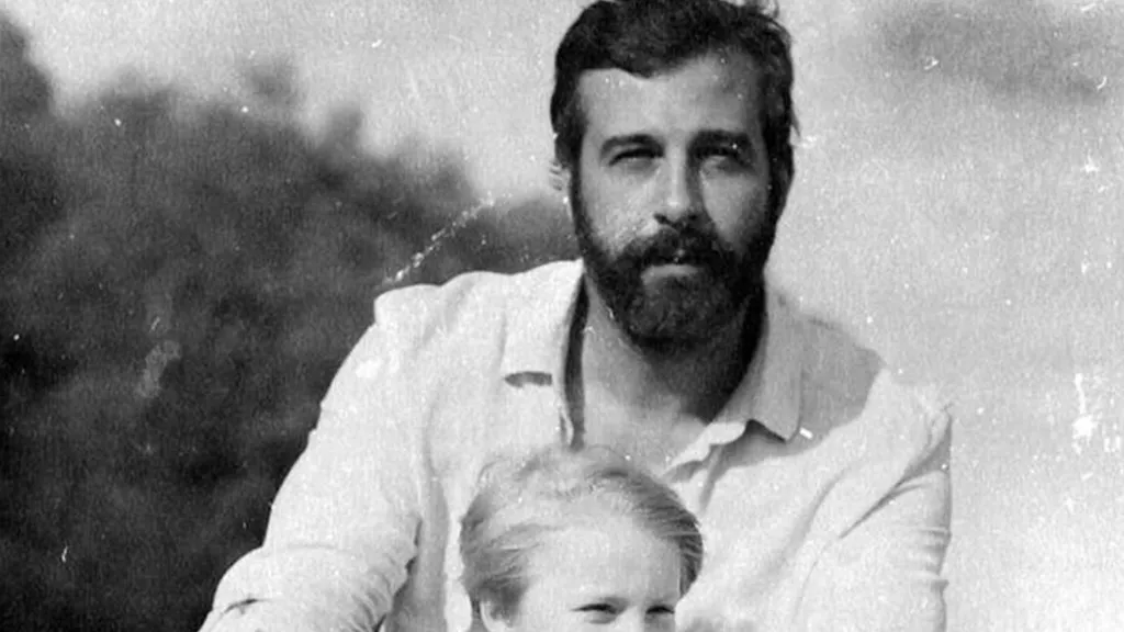 Фото: постер к фильму «Во сне ты горько плакал»