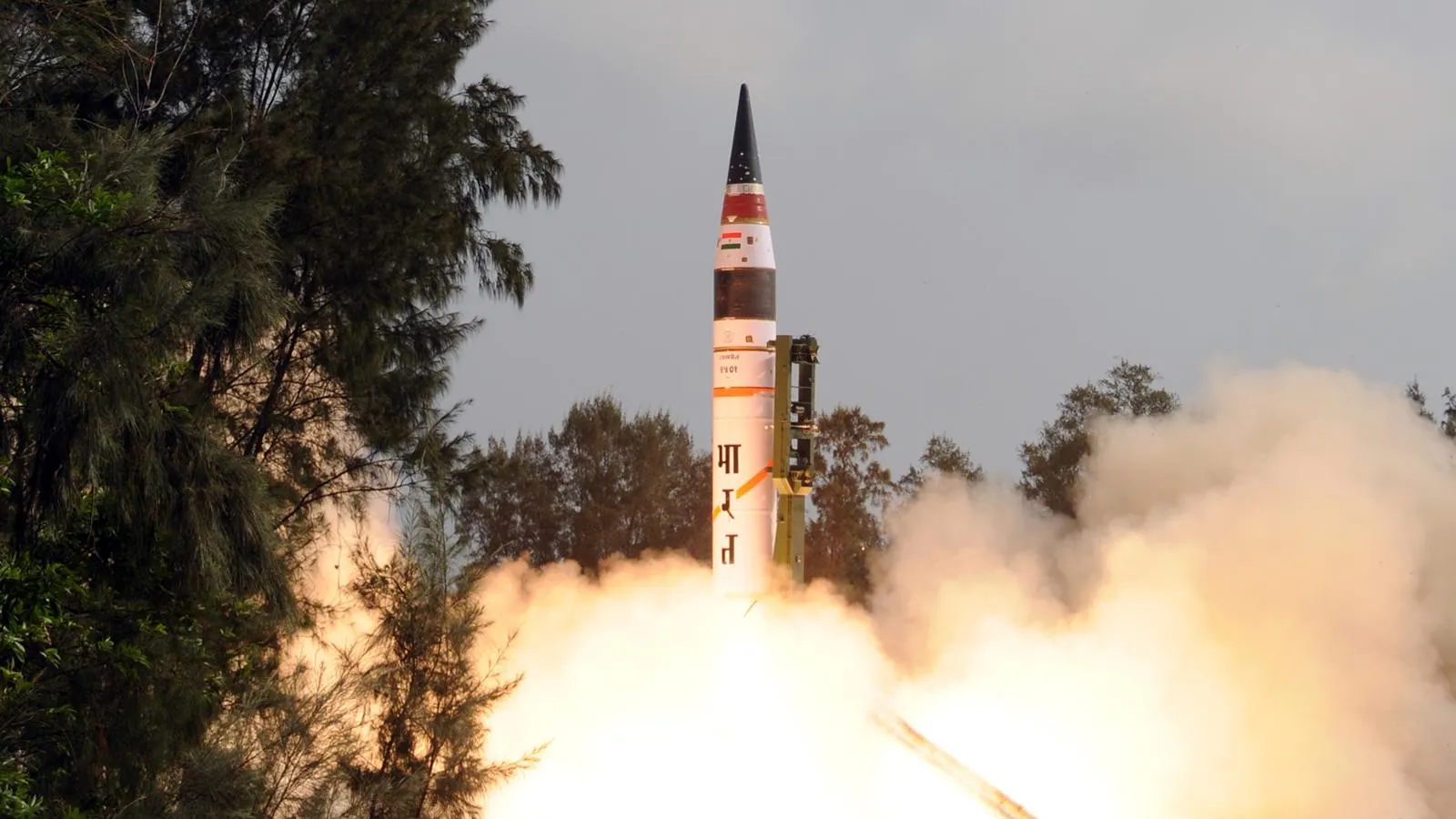 Старт межконтинентальной баллистической ракеты, 2012 год. Indian Ministry Of Defense
