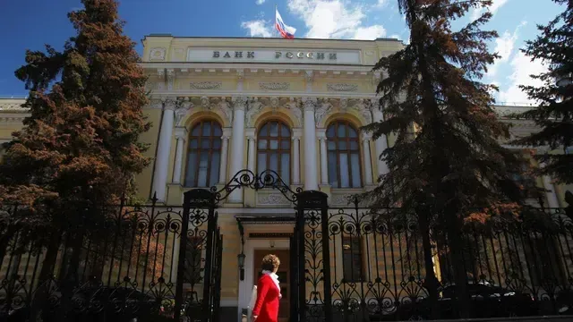 Долги россиян превысили 30 трлн рублей
