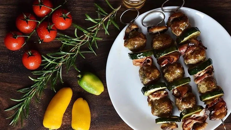 Шашлыки в квартире: как порадовать себя вкусным мясом на карантине