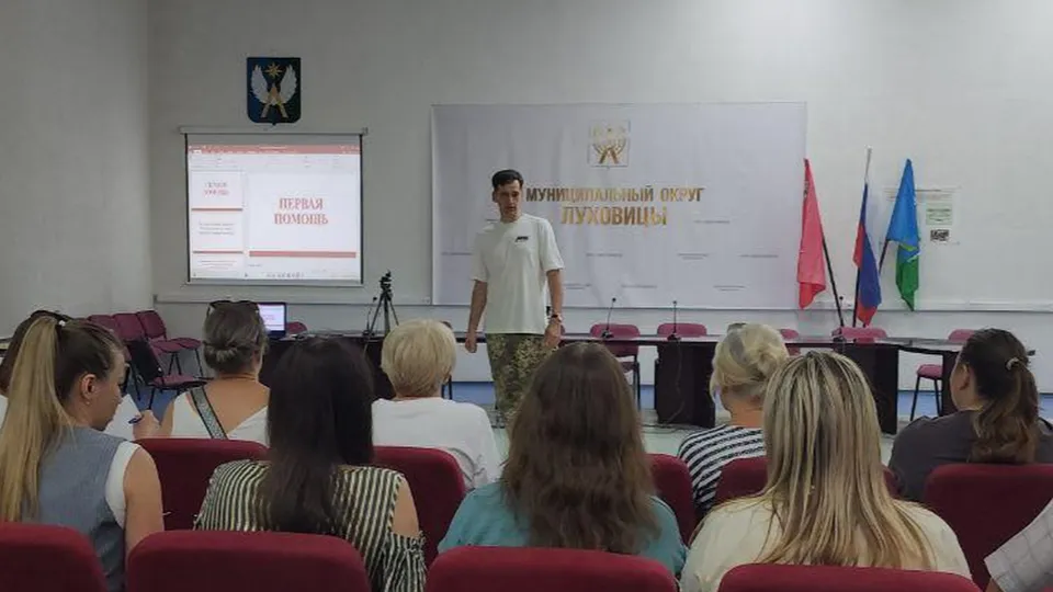 Анна Шолохова