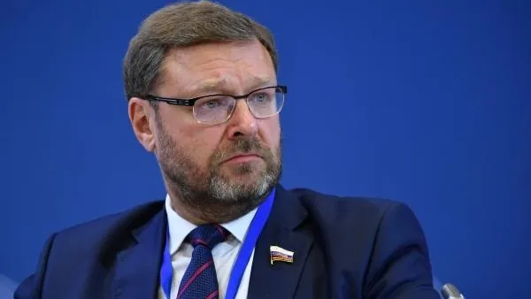Косачев: Россия не примет менторский тон Британии