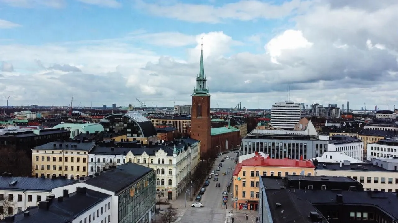 «Недовольные взгляды вместо гостеприимства»: россиянин столкнулся с холодным отношением в Финляндии