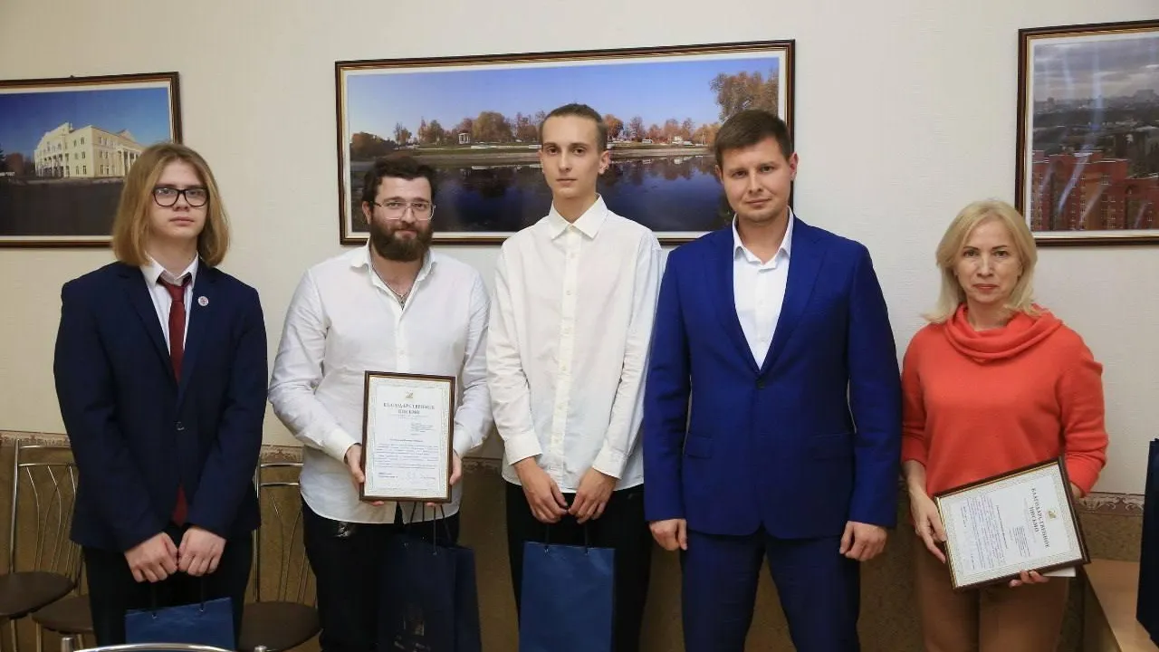 В Долгопрудном состоялось чествование победителей Международных соревнований по робототехнике FIRA в Южной Корее