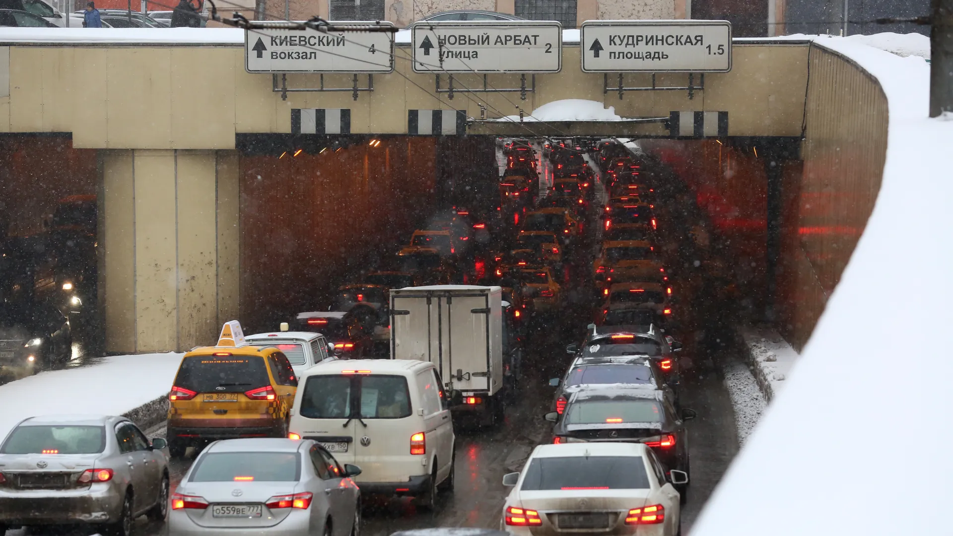 Автомобильное движение в Москве
