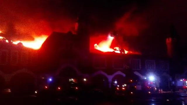 Гигантский пожар произошел в Москве: бывший пивзавод полыхал на 5,5 тыс кв.м