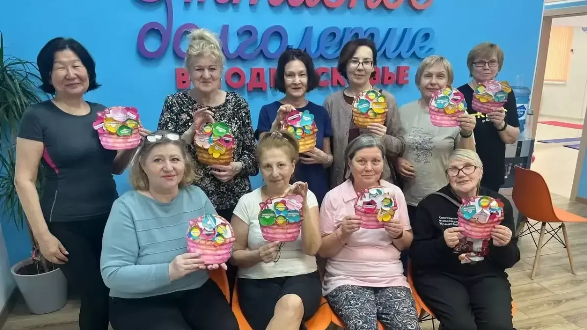 В Нахабино для женщин «Активного долголетия» провели предпраздничный мастер-класс