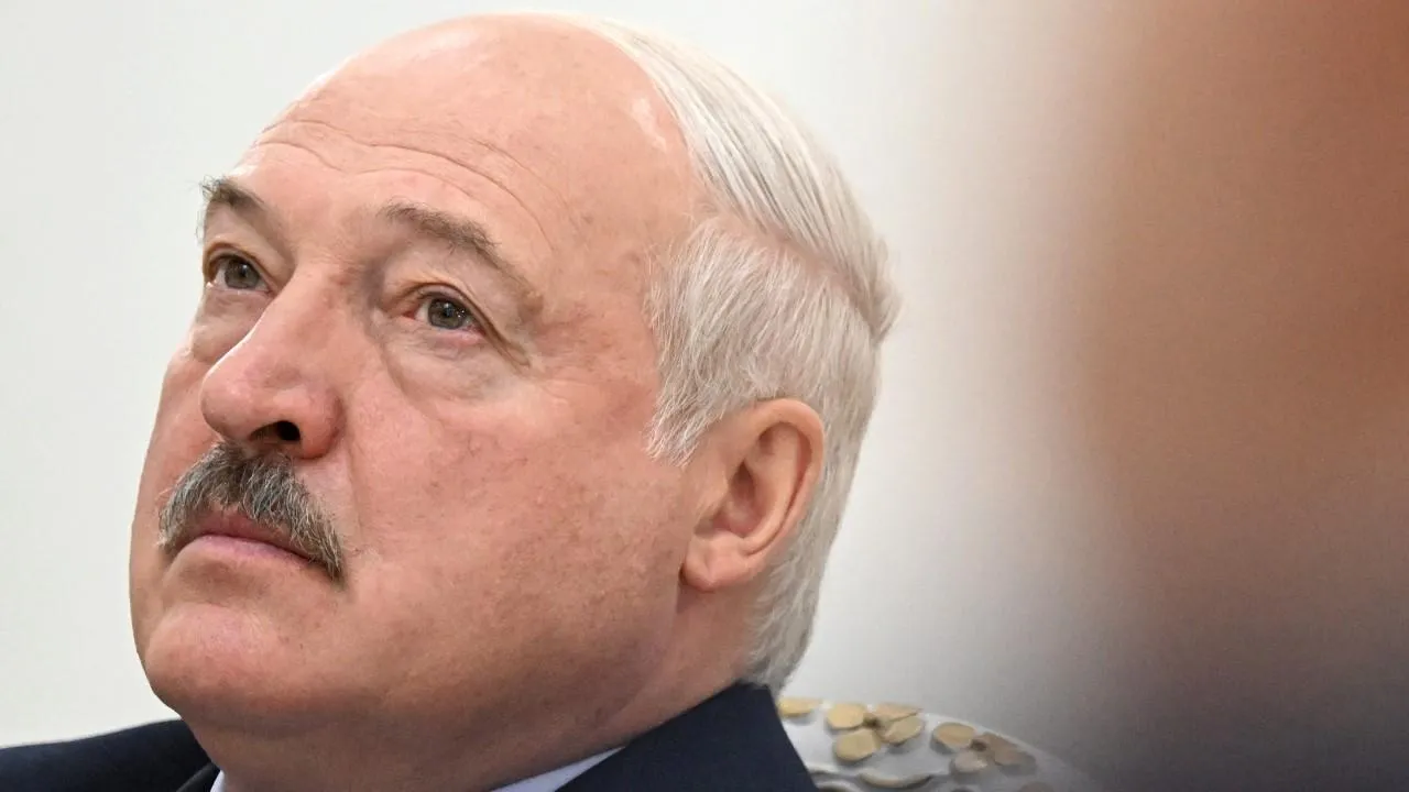 Лукашенко анонсировал запуск белорусских самолетов