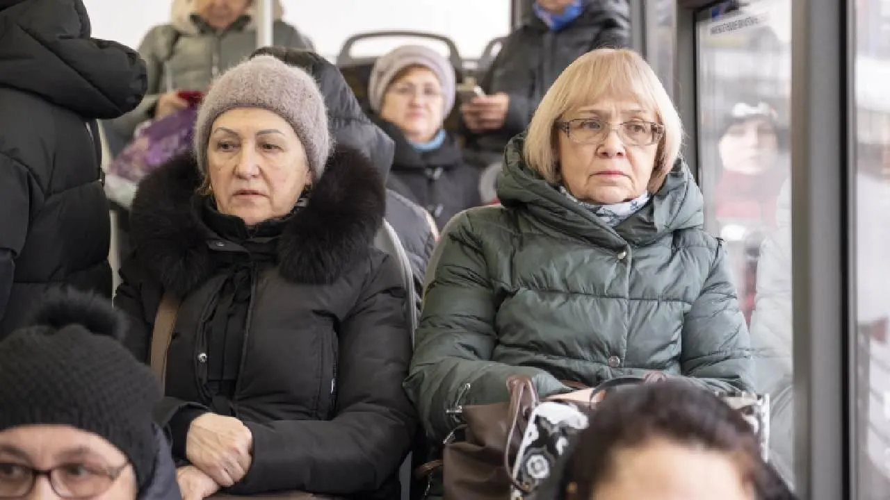 Инженеры, воспитатели и пожарные переобучаются на водителей автобусов в Кирове