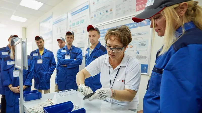«Фабрика процессов» в Подмосковье принимает первых «студентов»