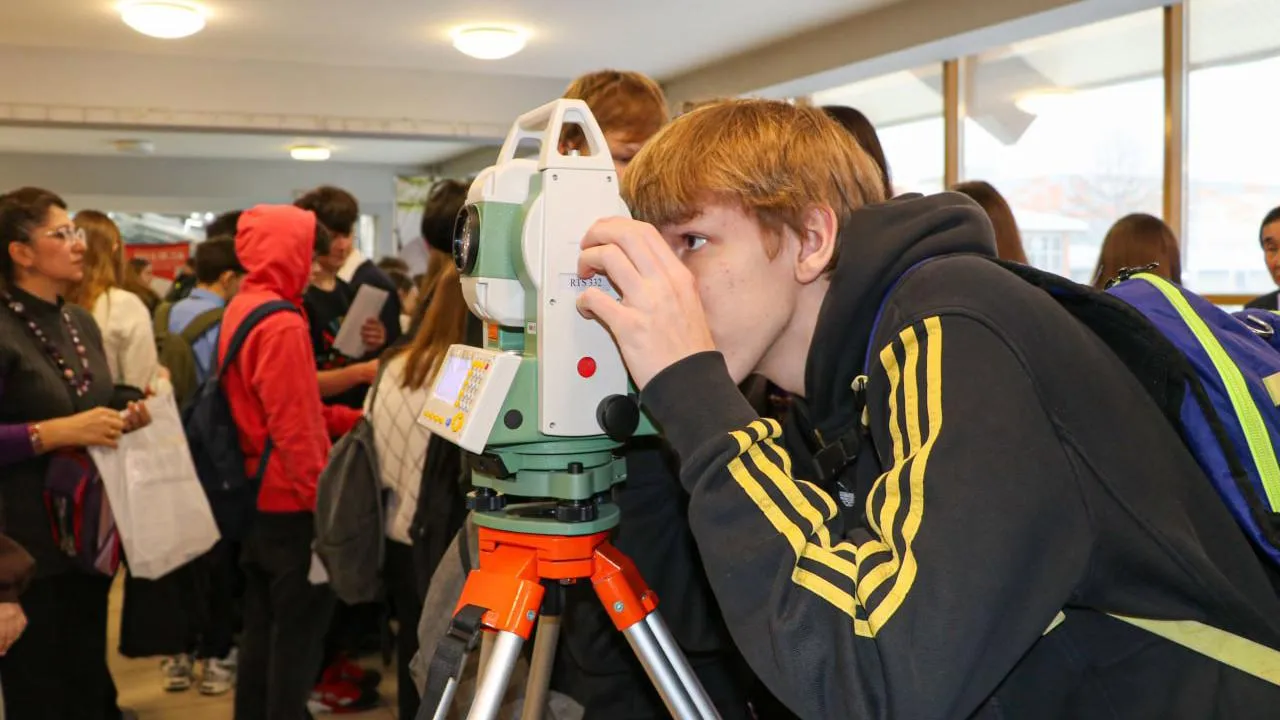 универсальный спорткомплекс «Подмосковье»