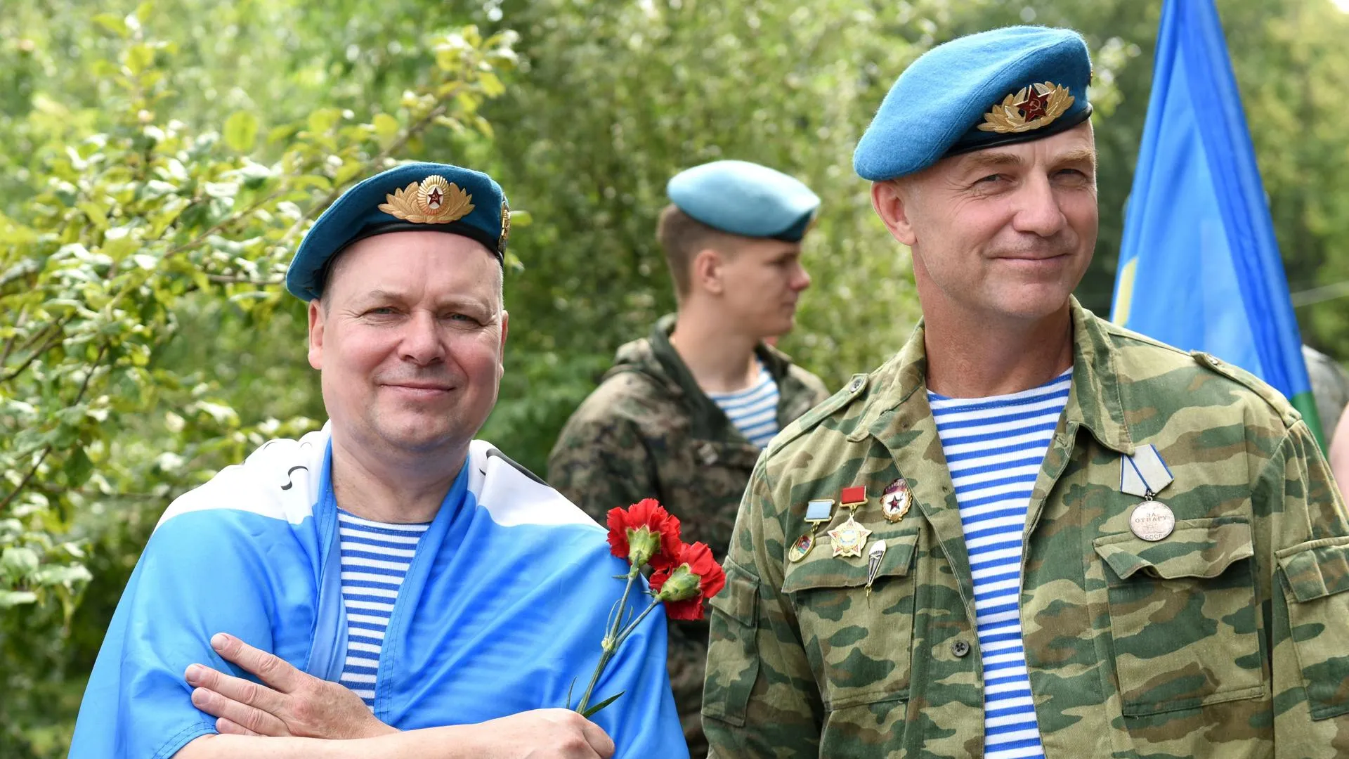 Глава Химок поздравил жителей округа с Днем ВДВ