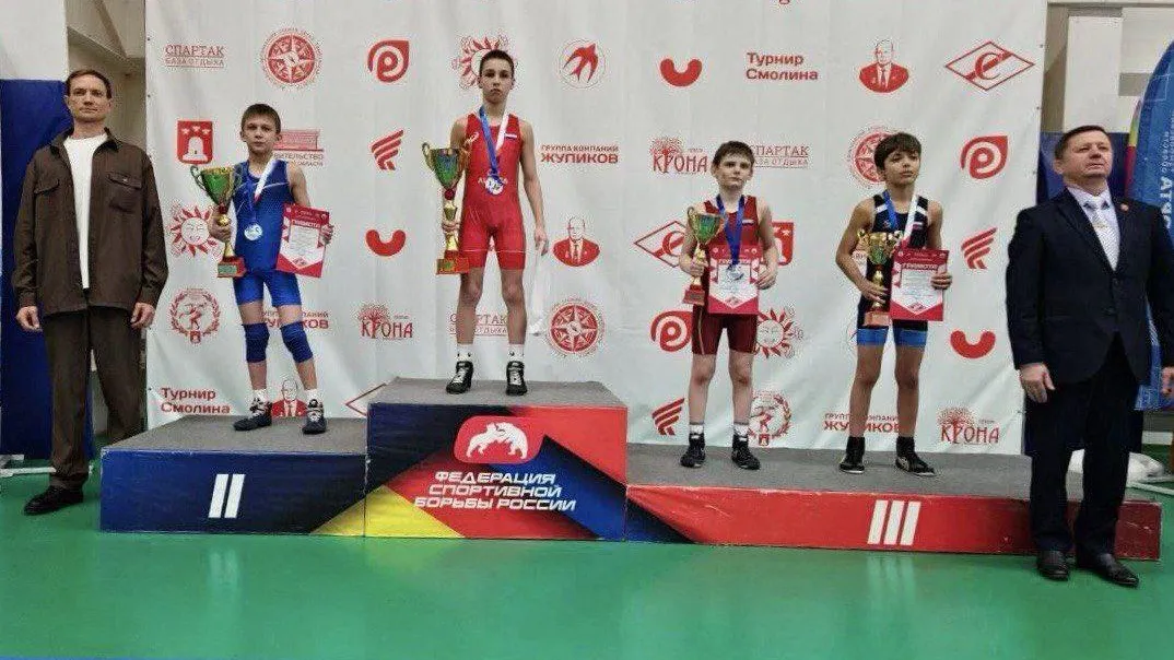 Юные борцы из Подольска завоевали семь медалей на первенстве ЦФО в Тамбове