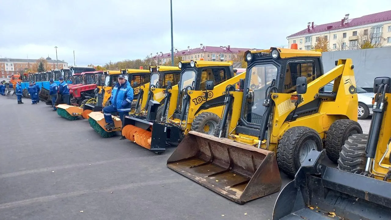 Парад коммунальной техники в Электростали. Фото: Олег Книжник