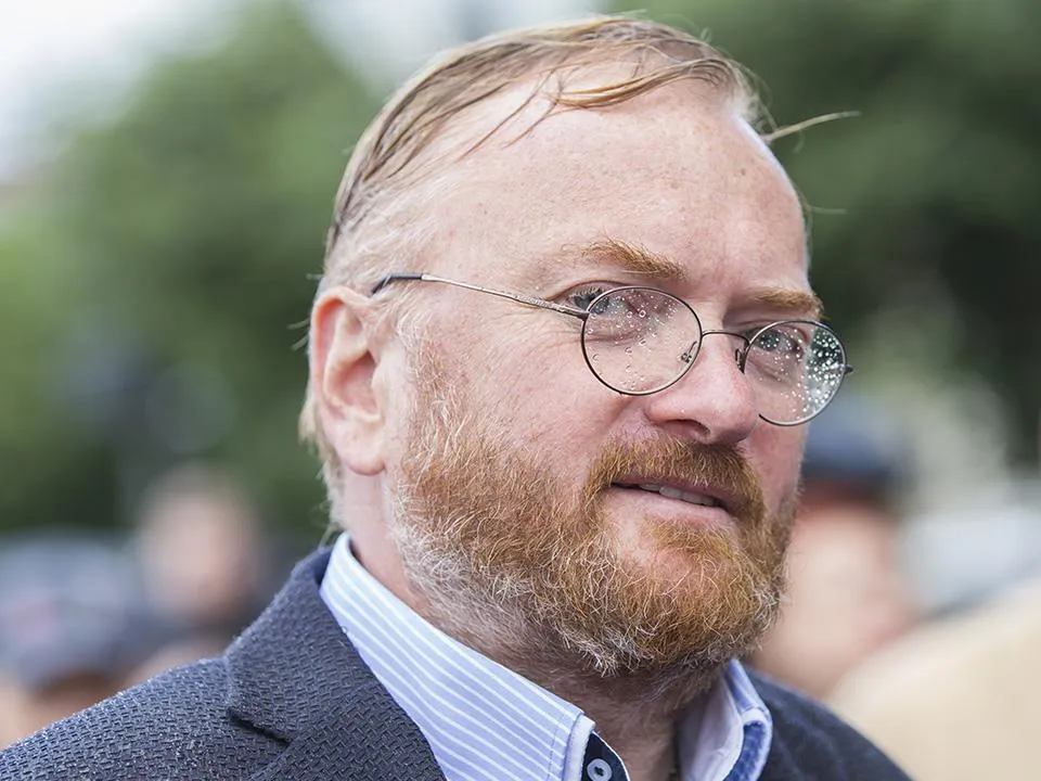 «Зверские эксперименты над детьми»: Милонов предложил вычислять семьи сыроедов и веганов