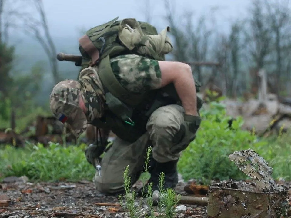 «Сказали, что я наступил на растяжку»: боец СВО вспомнил свой первый боевой выход