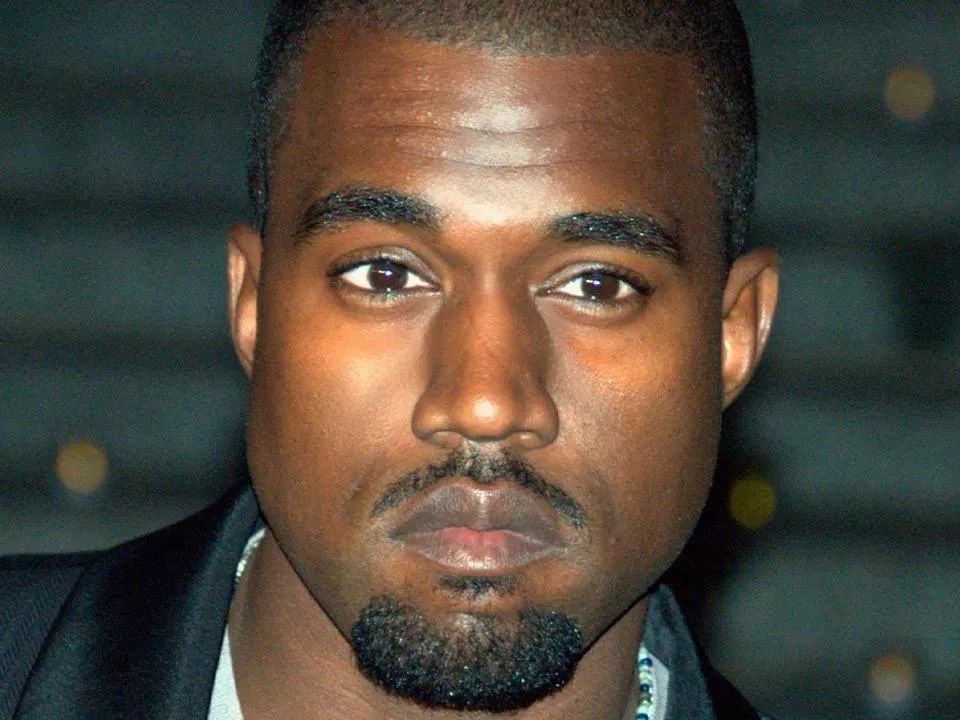 Антисемит, поклонник Гитлера и расист: что происходит с Канье Уэстом