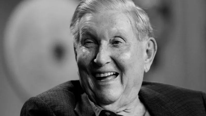 Умер американский миллиардер Самнер Редстоун