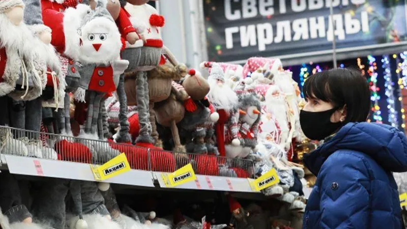 Девушку, своровавшую новогодние игрушки в Краснодаре, назвали тварью