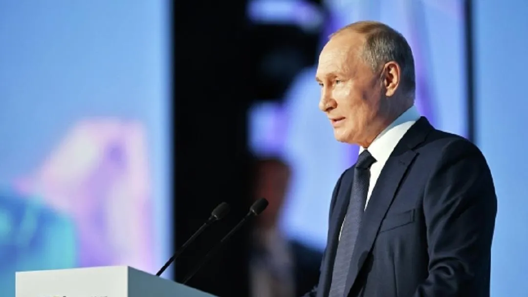 Путин поручил быстрее внести в ГД и принять поправки о персональных данных