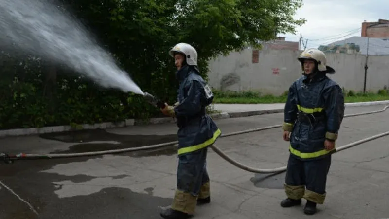 Пожар на складе лакокрасочных материалов локализовали в Новой Москве