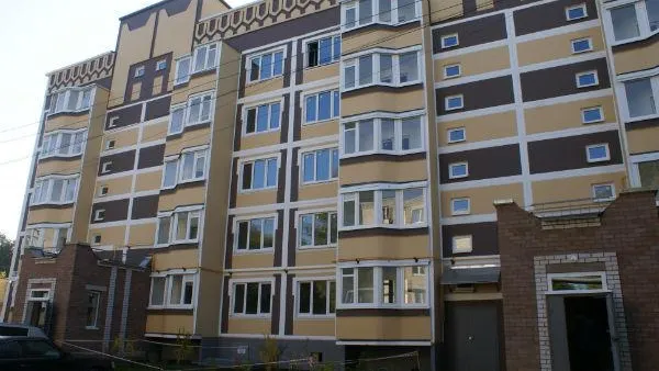 Дом для переселенцев из ветхого жилья построили в Дмитровском районе