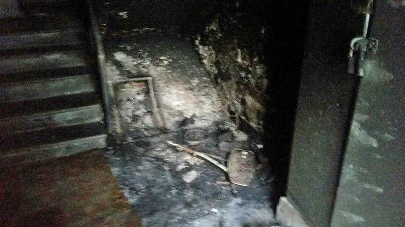 Подъезд жилого дома выгорел в Одинцове