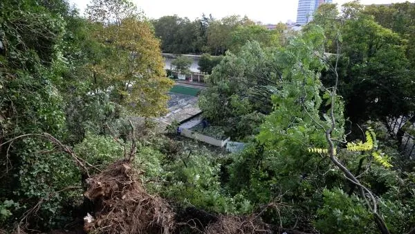 Юг России ожидают смерчи и похолодание на выходных