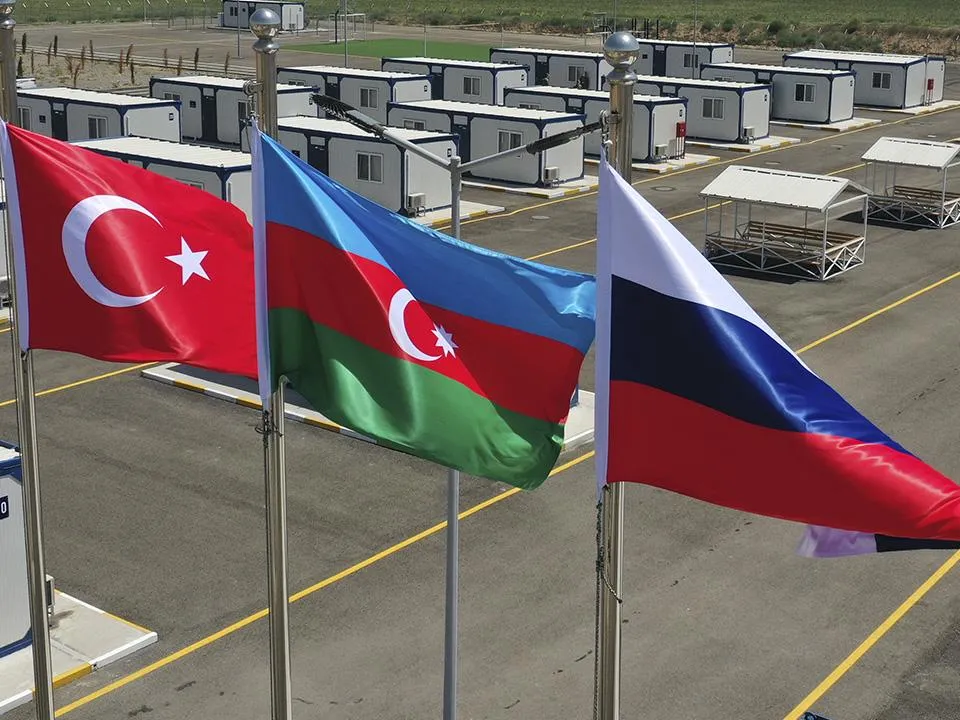 «Мстить резона нет»: причастна ли Турция к нападению Азербайджана на Карабах