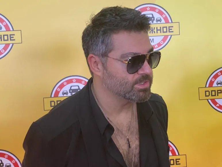 «Секрет не в позах»: певец Алексей Чумаков рассказал, как получать удовольствие от любви