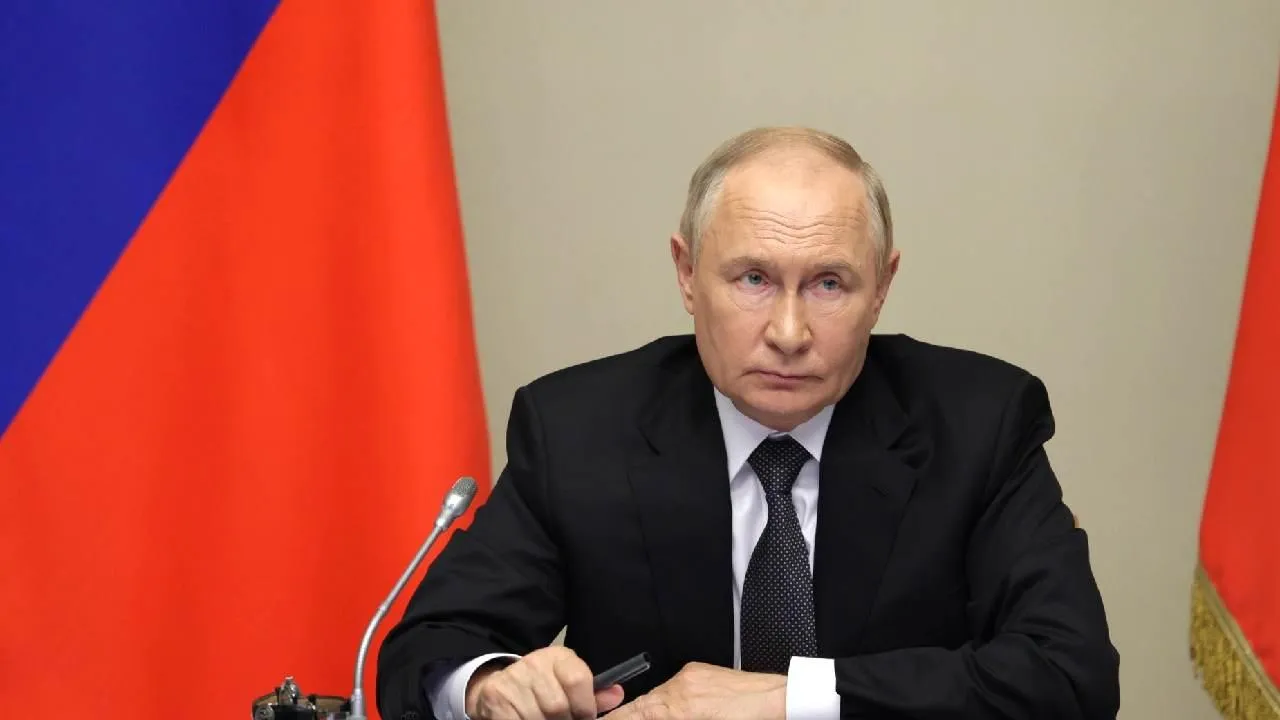 Песков: Путин положительно оценил миротворческие усилия Орбана