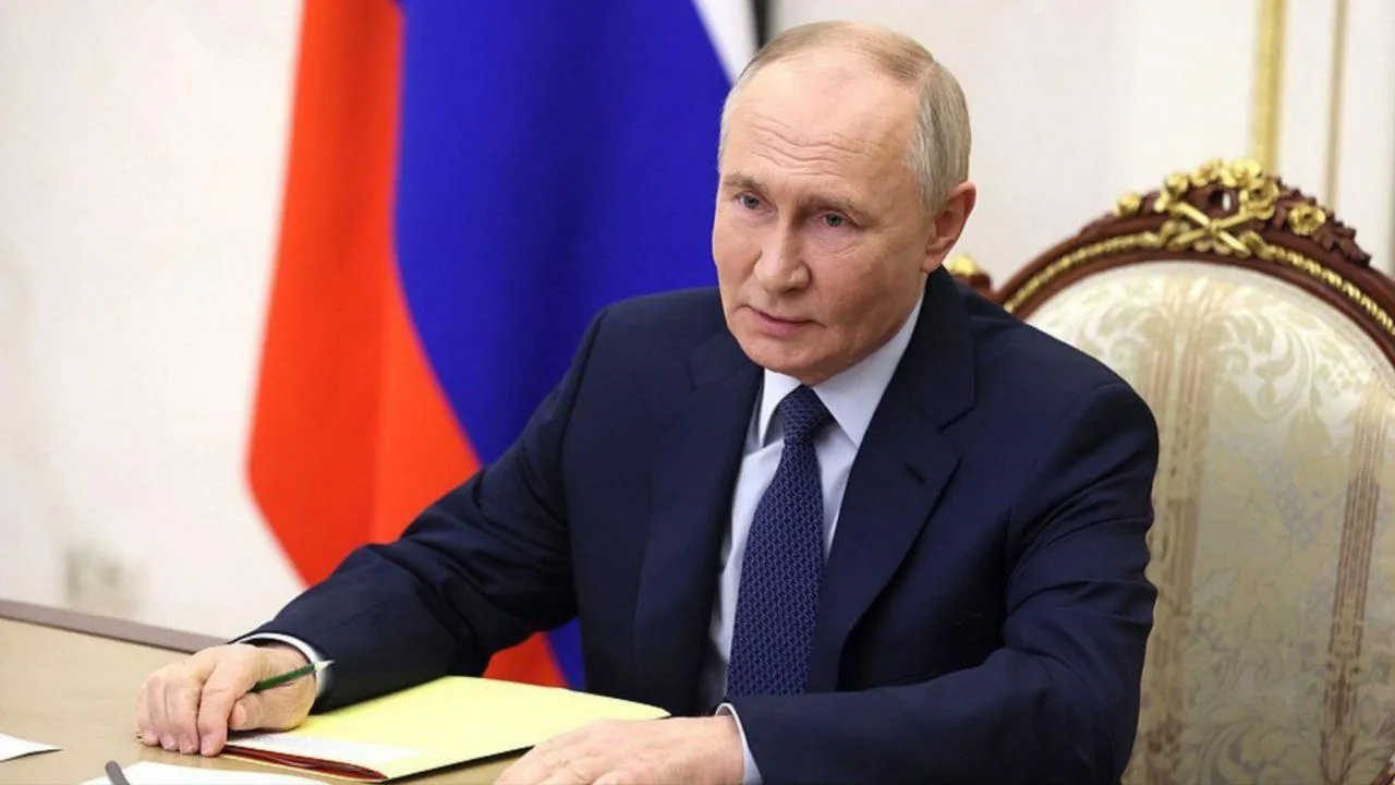 Путин одобрил отставку губернатора Куйвашева