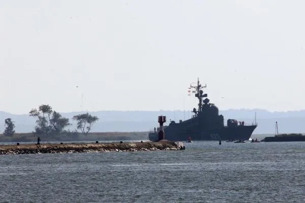 Большой ракетный катер «Димитровград» во время выхода кораблей Балтийского флота
