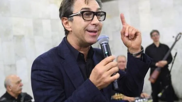 Сюткин дал совет участникам конкурса «ВЫСОЦКИЙ. ФЕСТ»