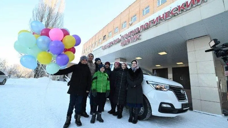 Многодетной семье из Воскресенска подарили автомобиль