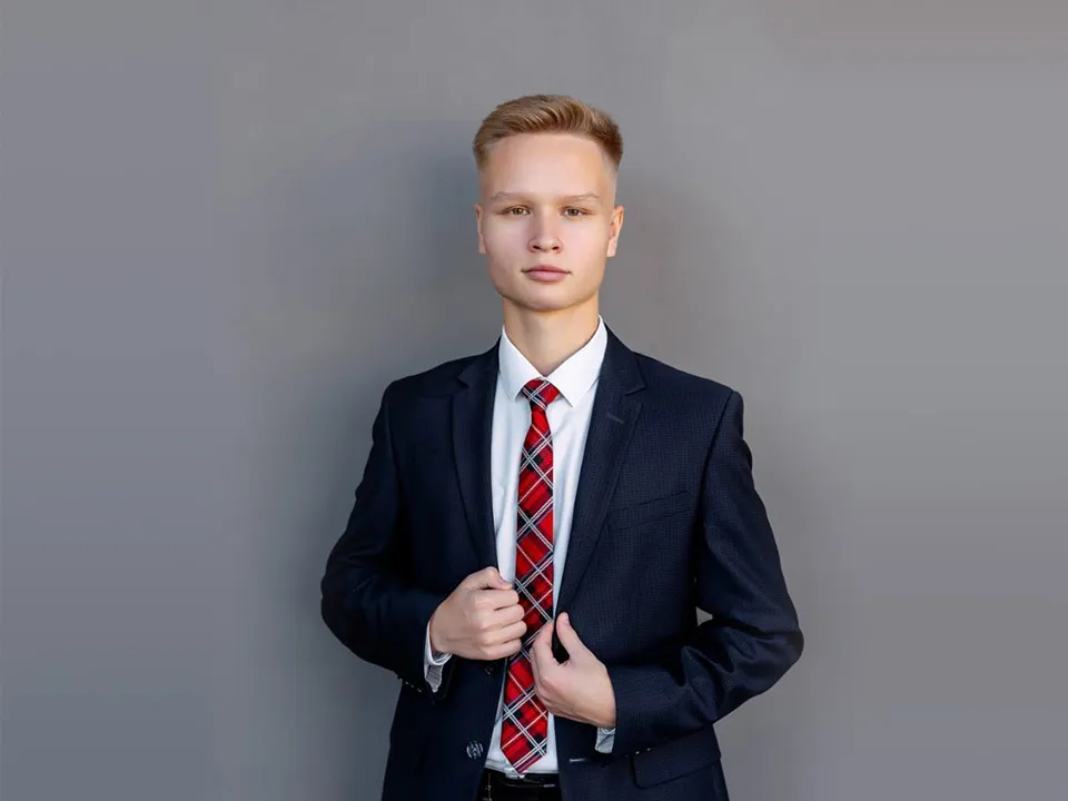 Максим Лавров, школа №9