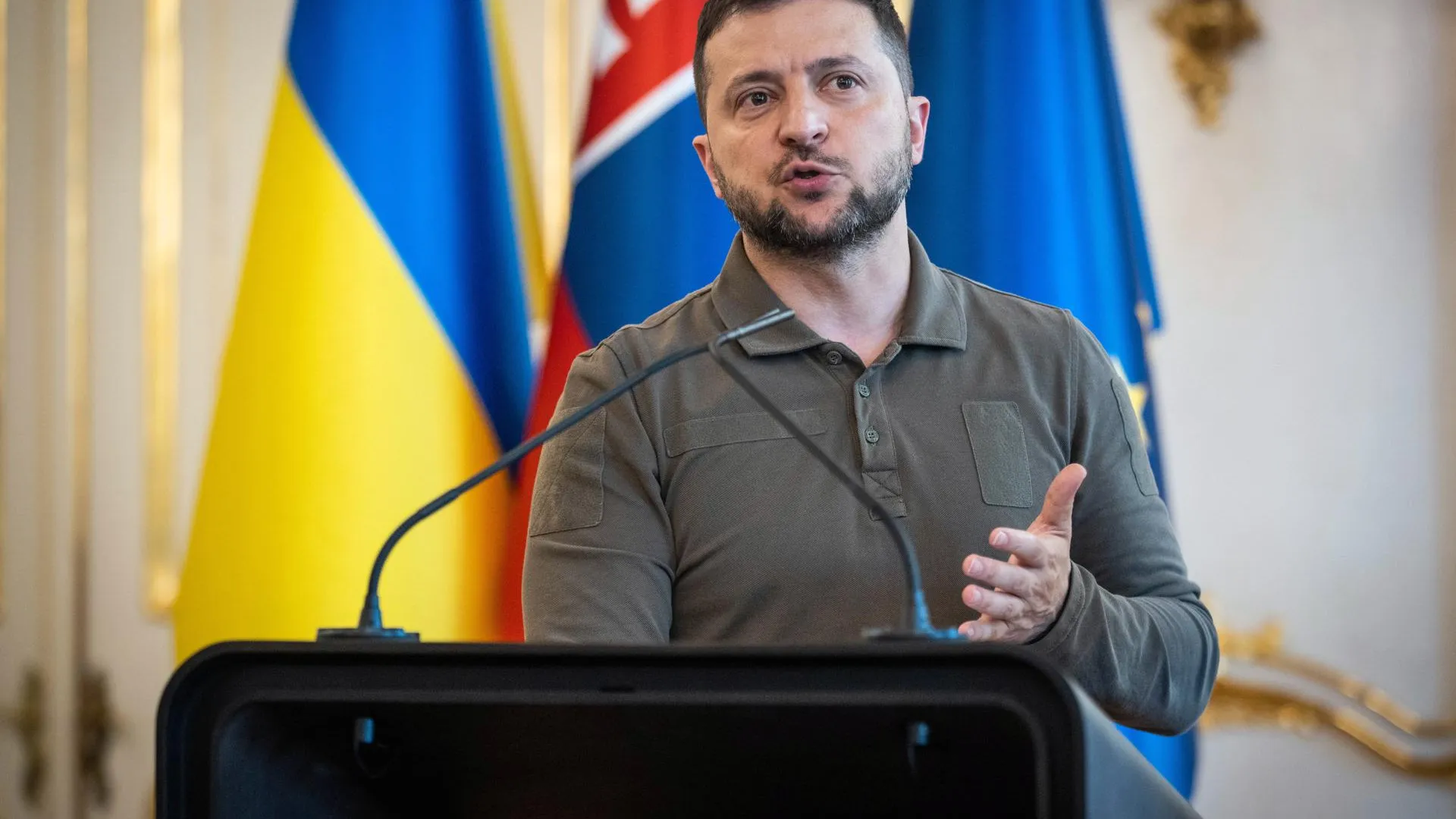 Зеленский высказался за продление зерновой сделки без учета позиции России
