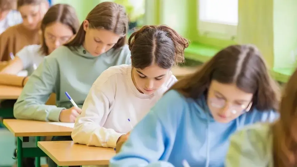 istockphoto.com/izusek