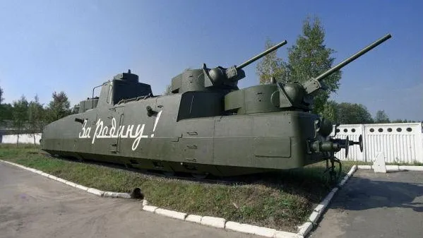 Два бронепоезда задействуют военные в учениях впервые за 15 лет