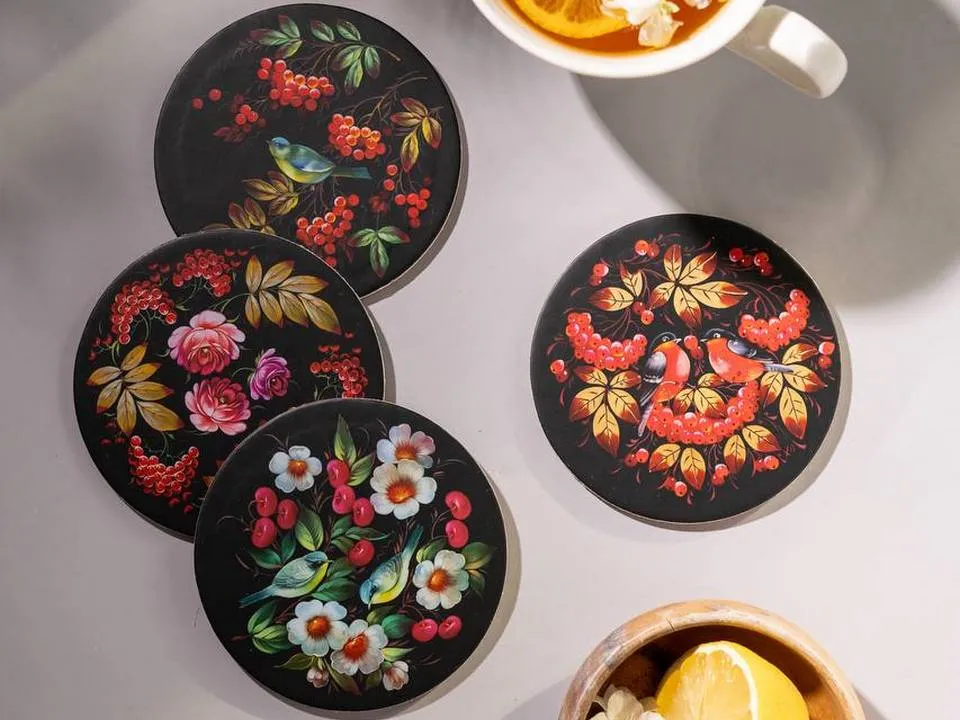 Фото: t.me/zhostovo_fabrika